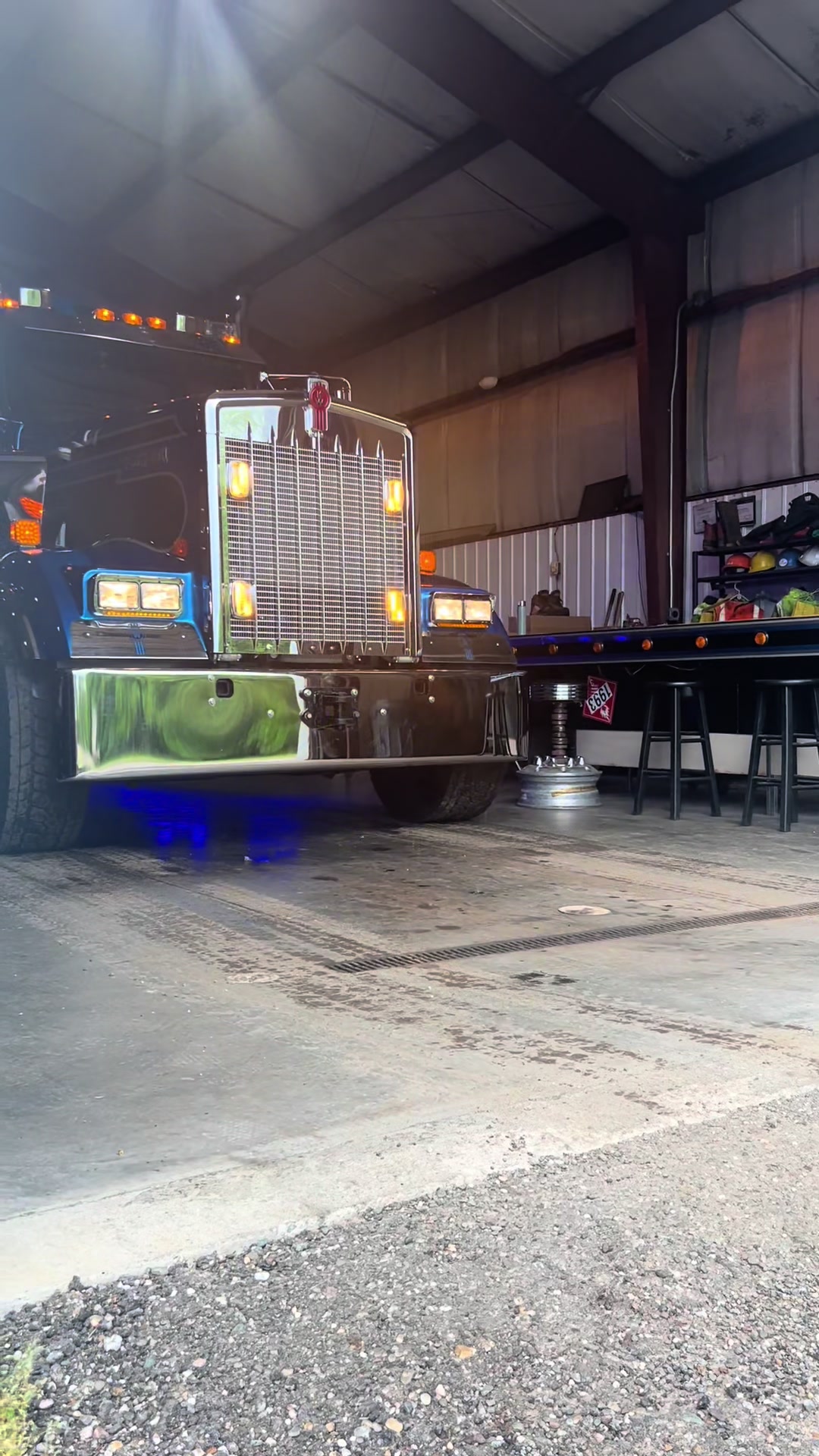 @Jim's Towing