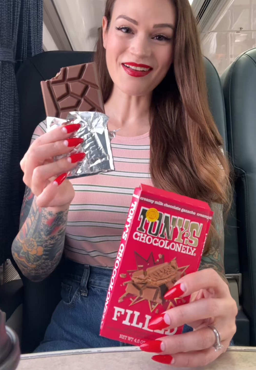 @janiedevours