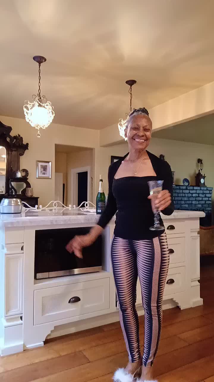 @Linda Weekes