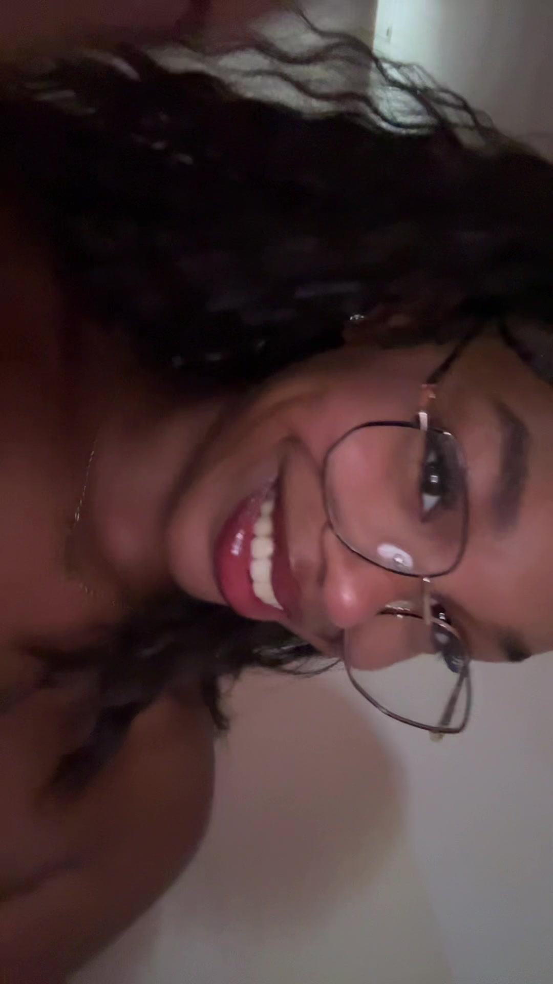 @tayssasilva._