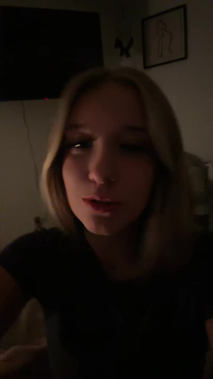 @glitteryunicornpuhh