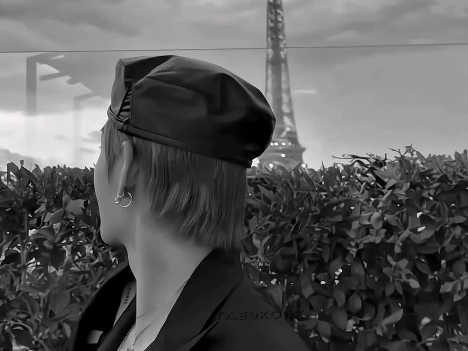 @๐๐ ๐ค