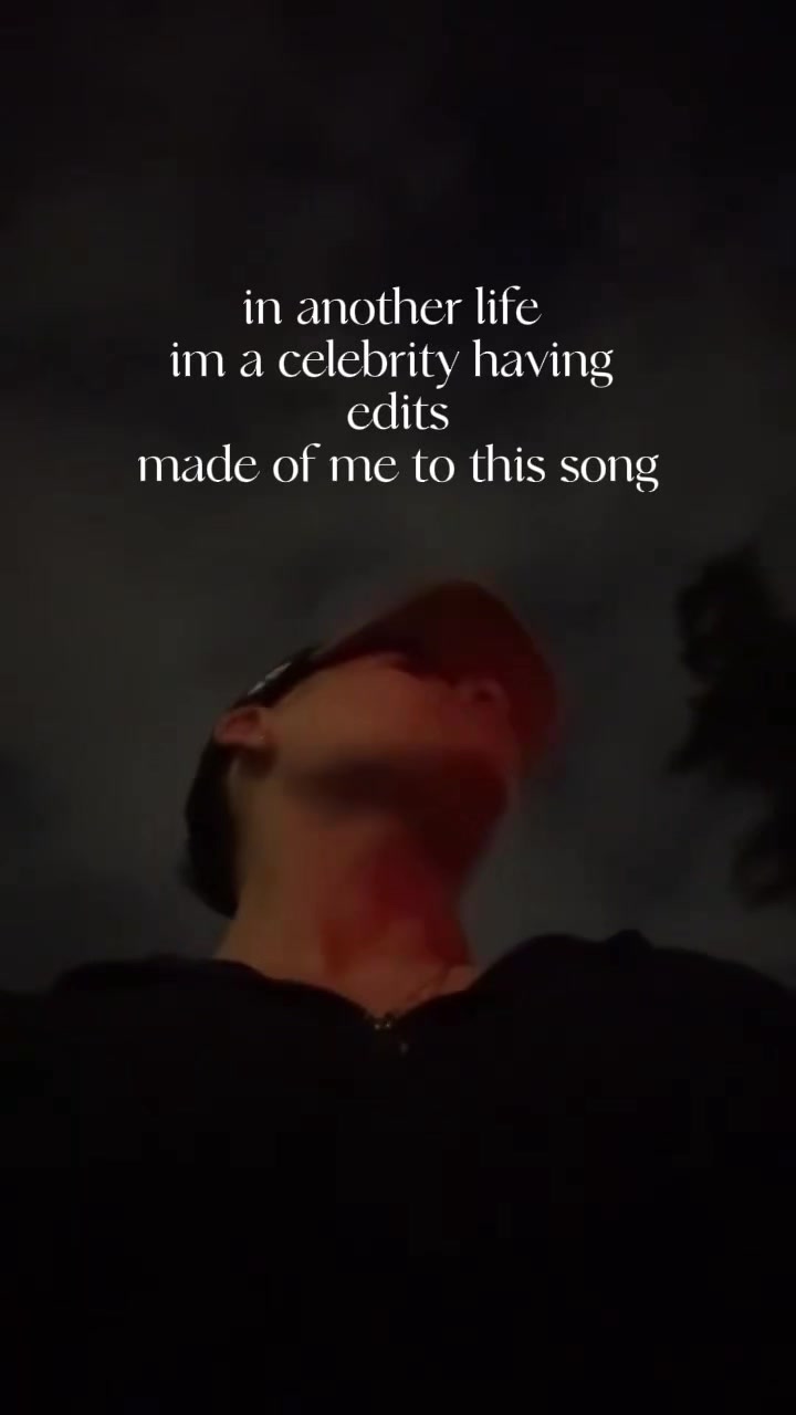 @x v i
