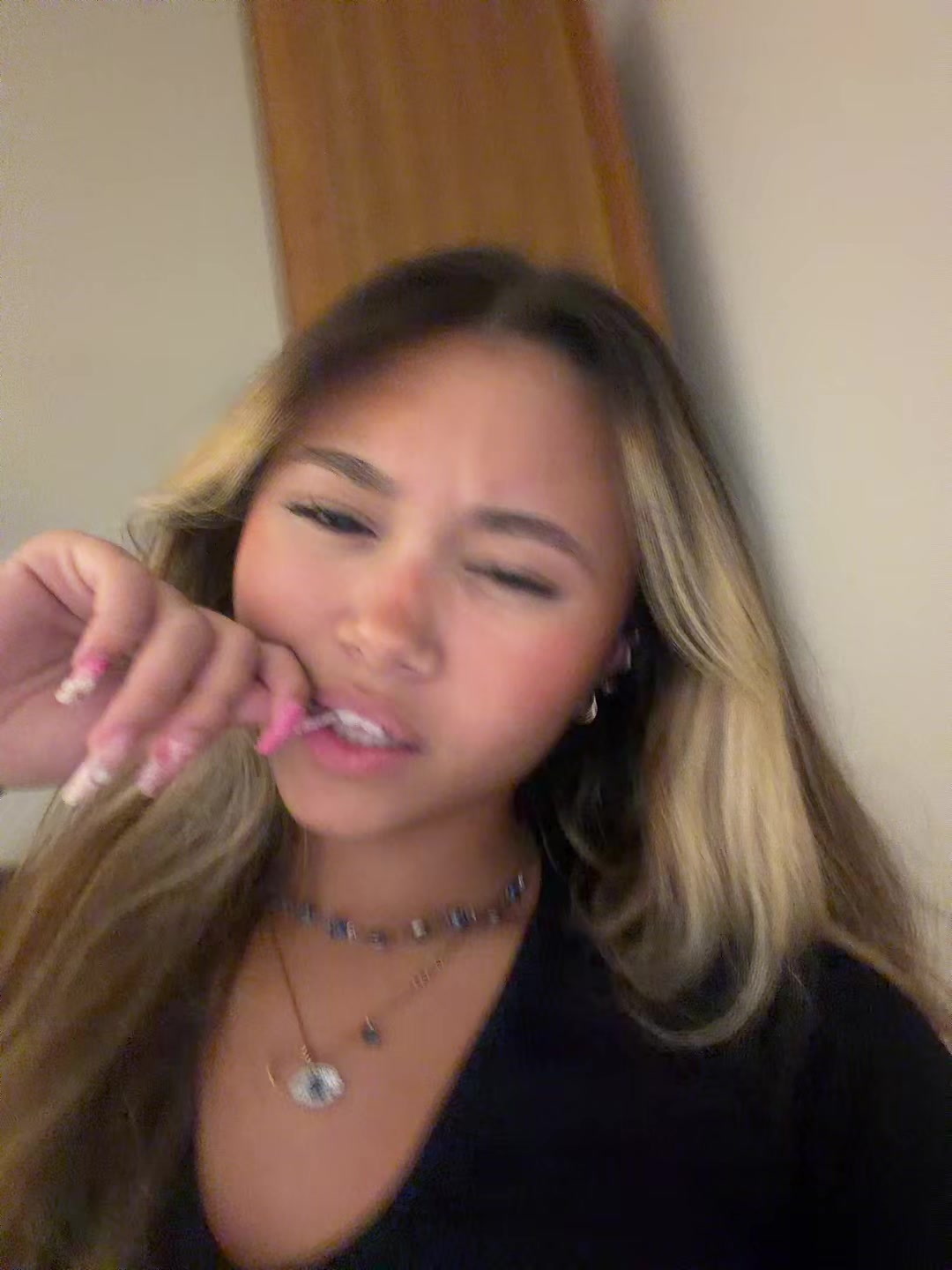 @ana kanimambo