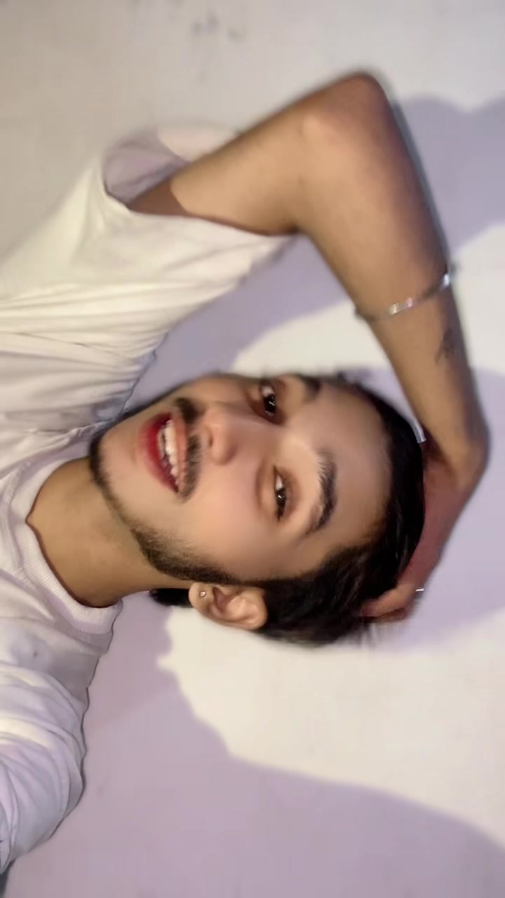 @👅&bull;.&bull;.𝑴𝑎𝑙𝑖𝒌.&bull;.&bull;🧸