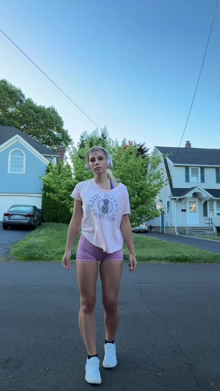 @hi