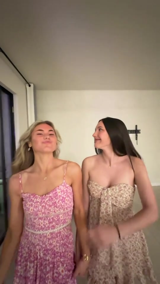 @Sophia