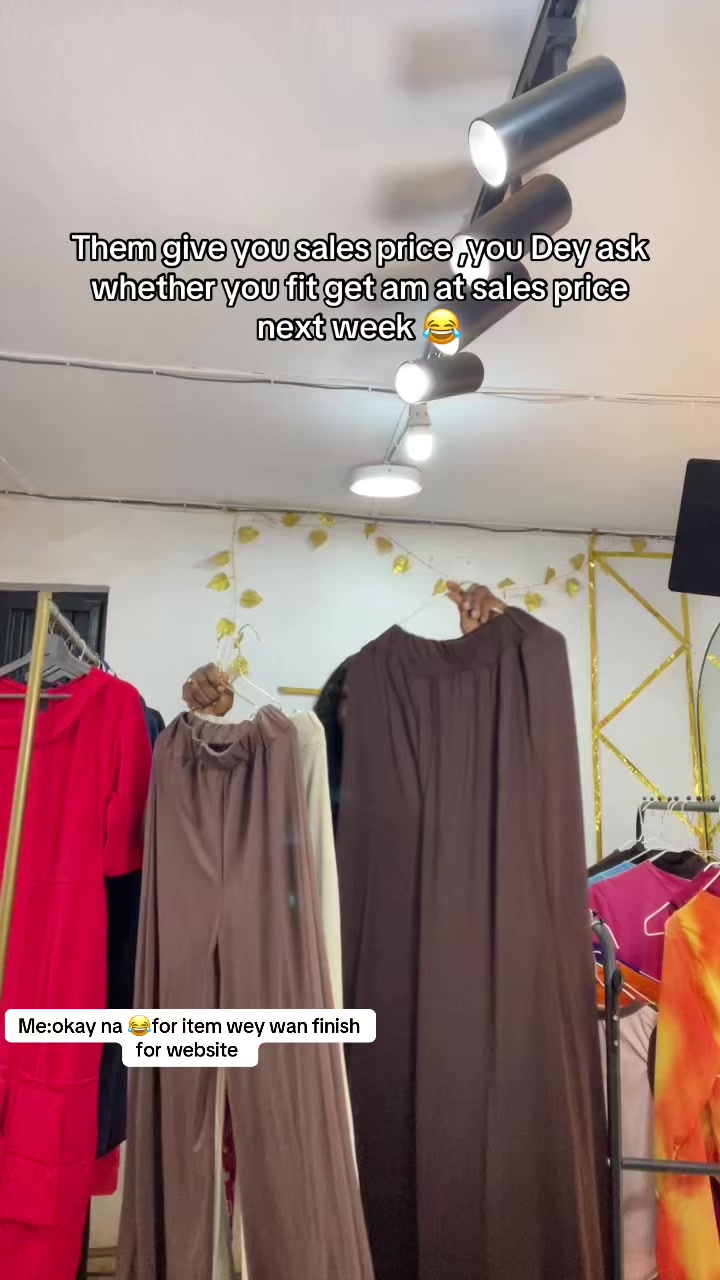@Gems Collection|Gown|Tops plug