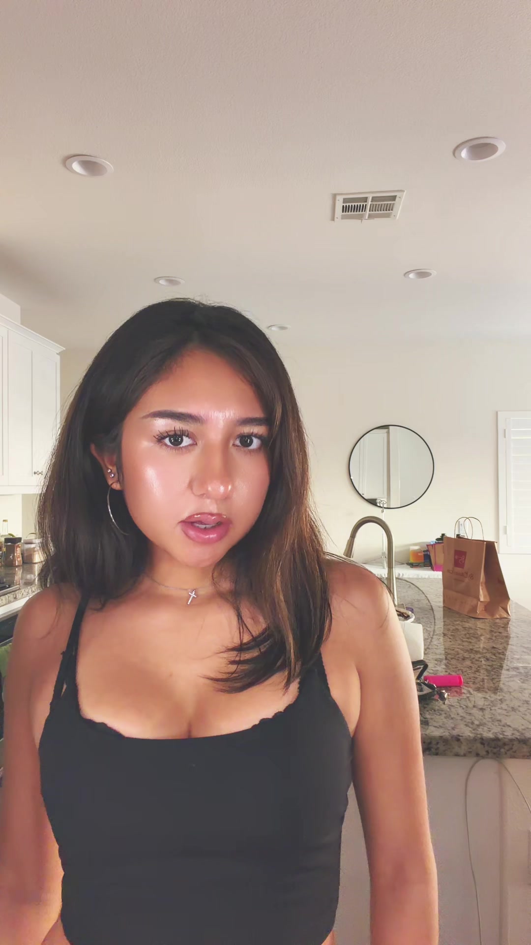 @hi