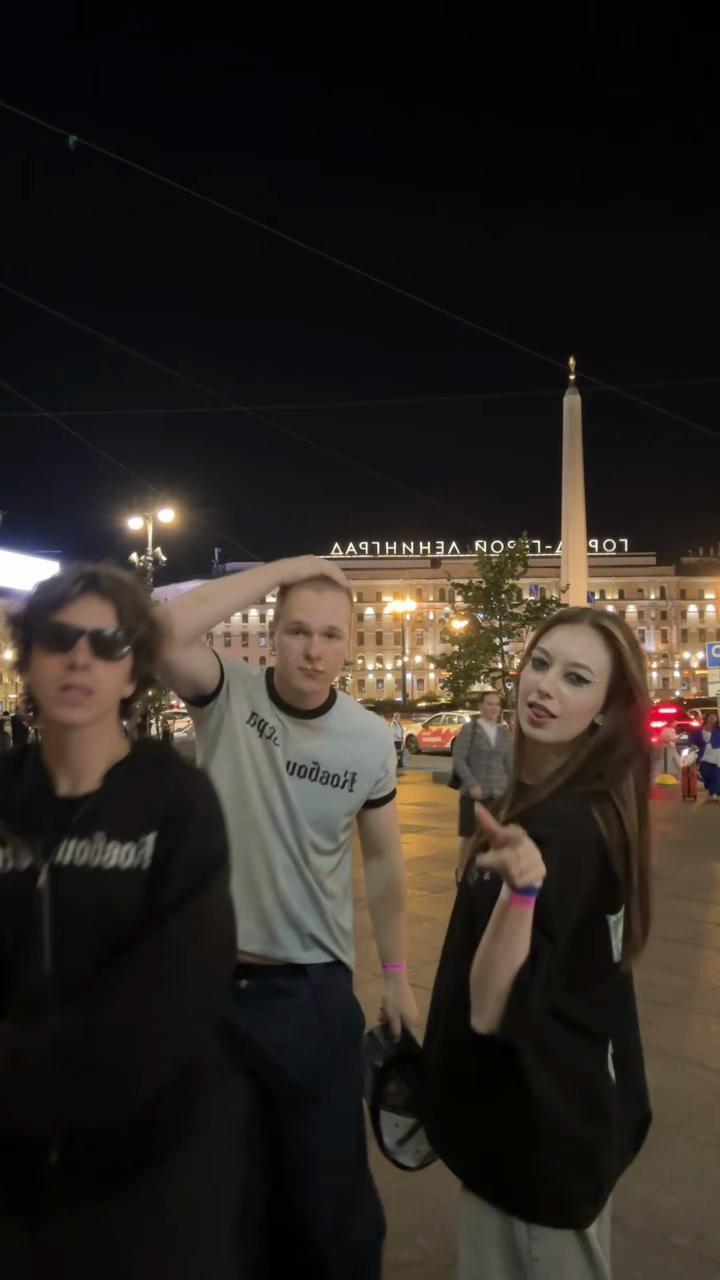 @вика эщкере