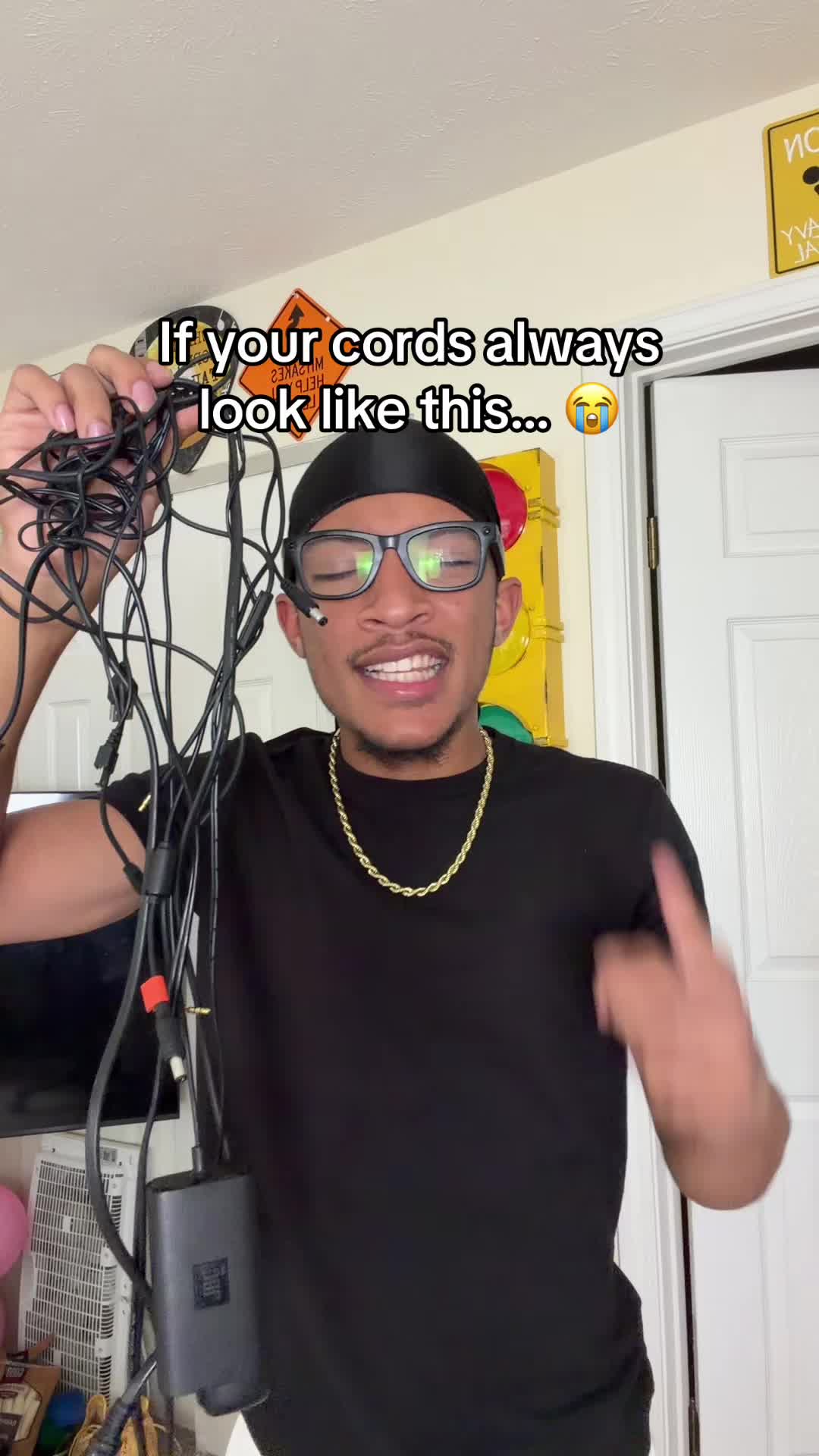 @jaylinfinds