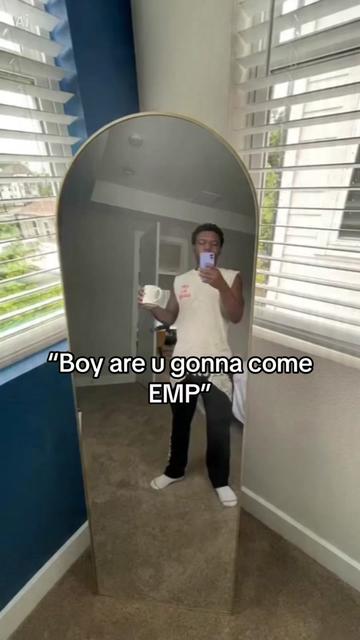 @zombieland_zb