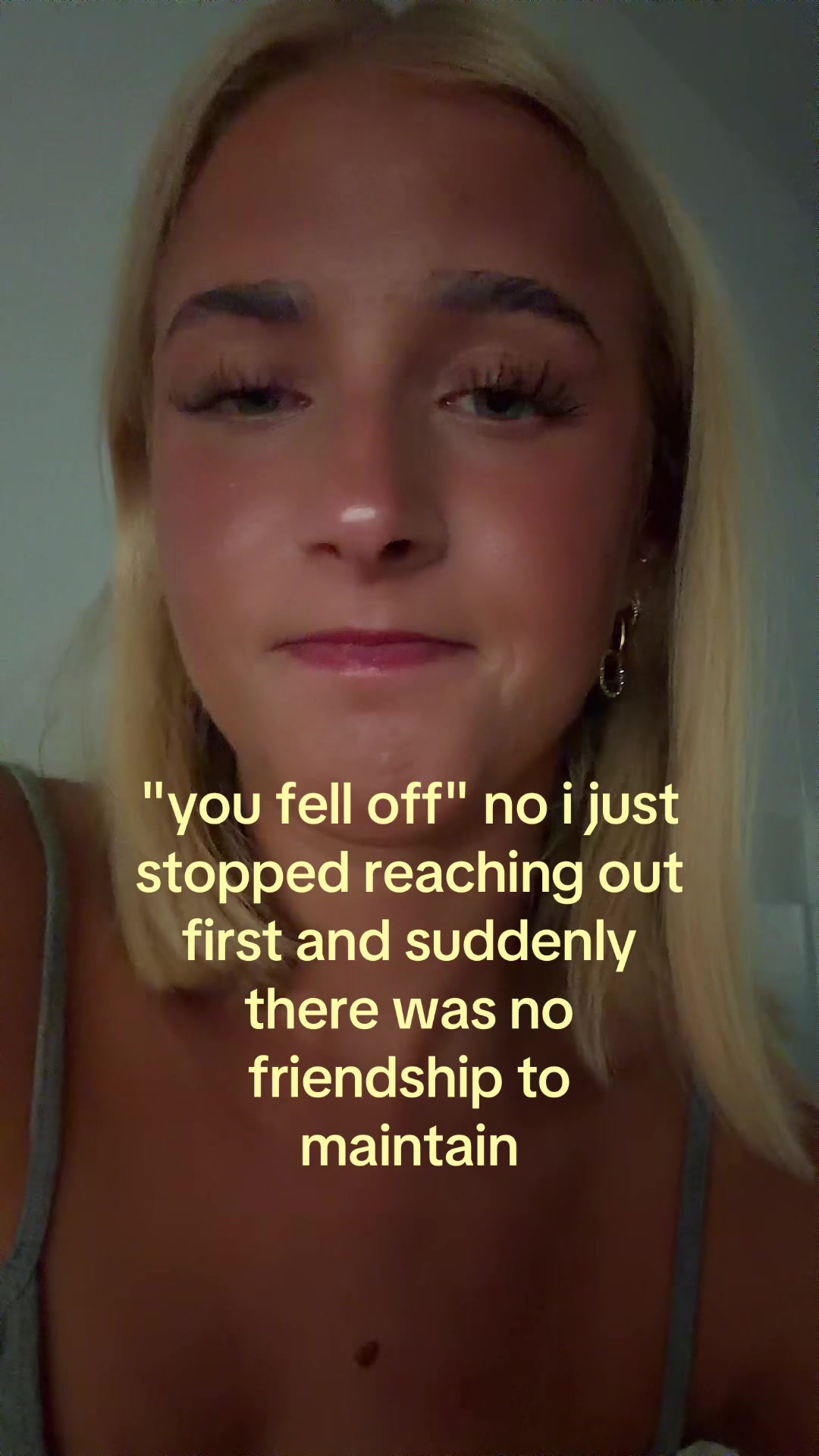 @theelliebarker