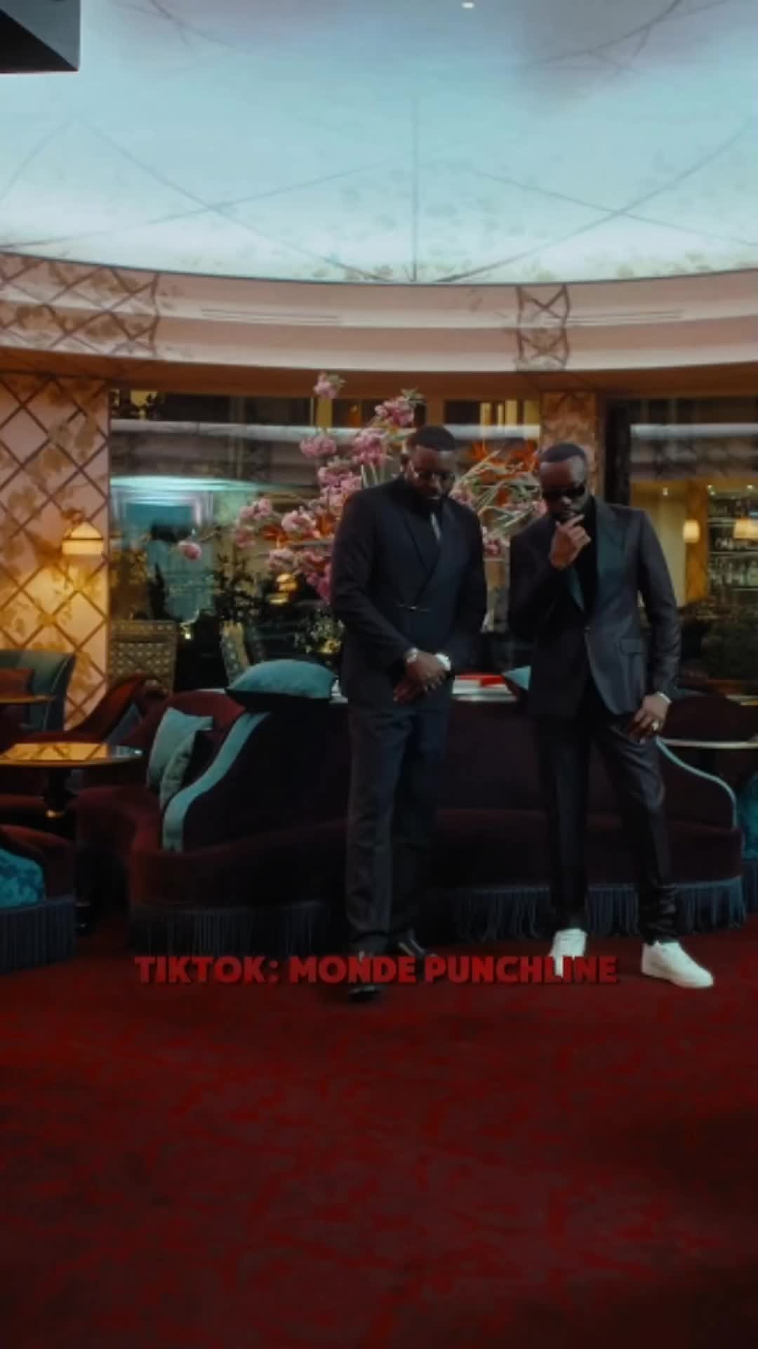 @Monde Punchline