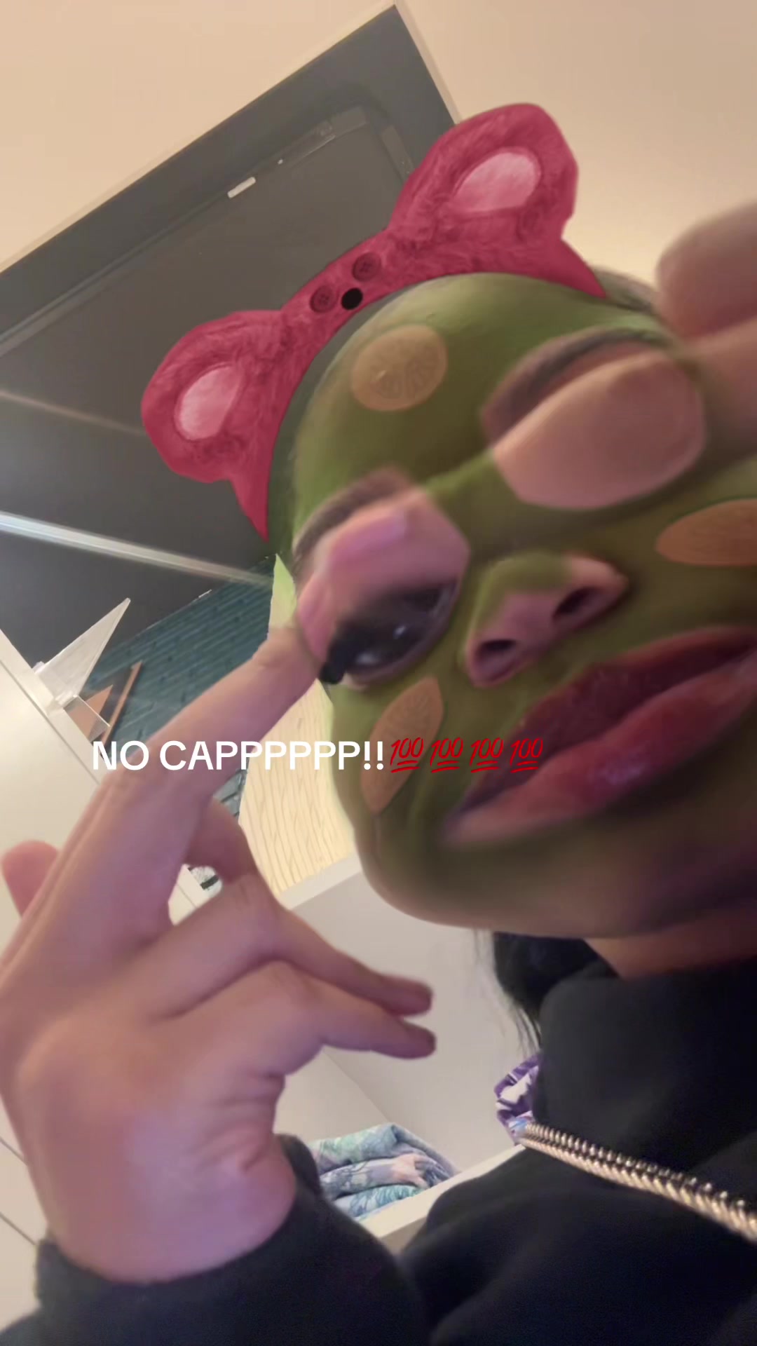 @yourrlocallweirdooo