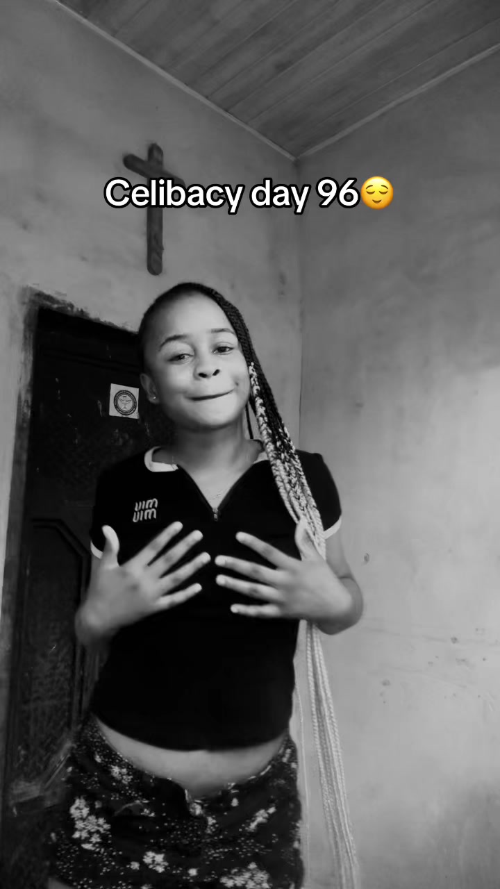 @Tobbie💕😻📚