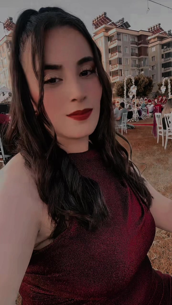 @tugcemmm🥰😘