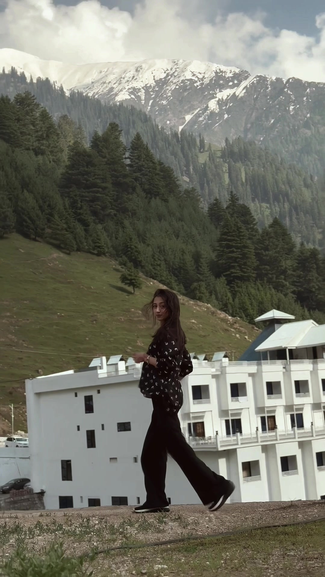 @Sana Khan💫