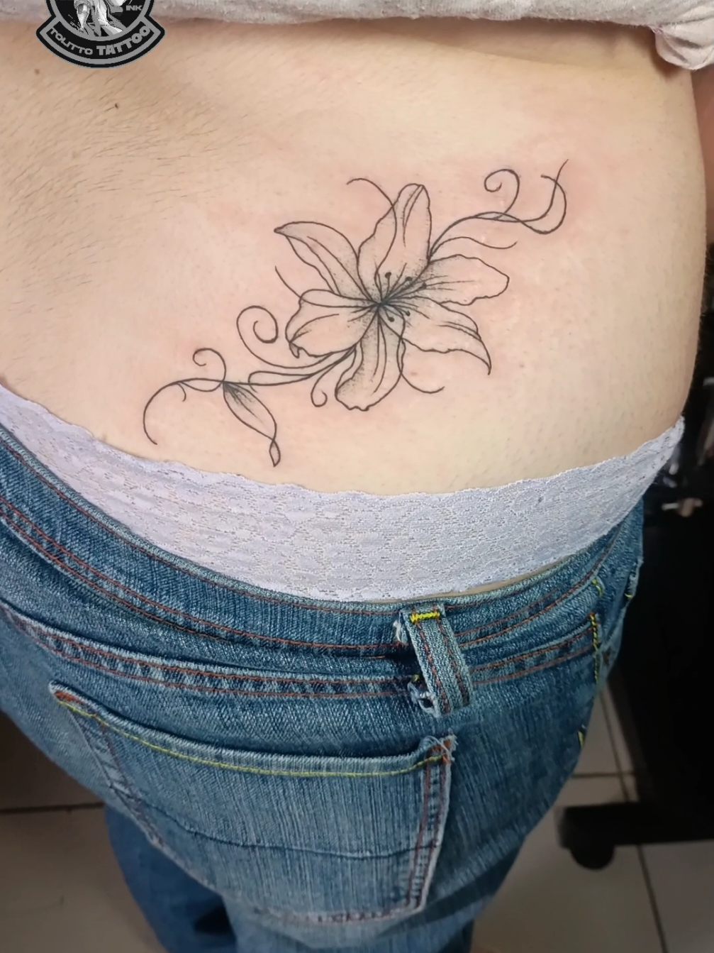 @Tolitto Tattoo 🤍🖤🤟🏼