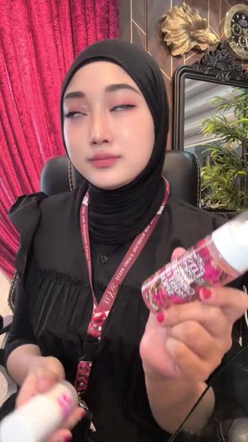 @Cik Puan Auni Founder Elyss