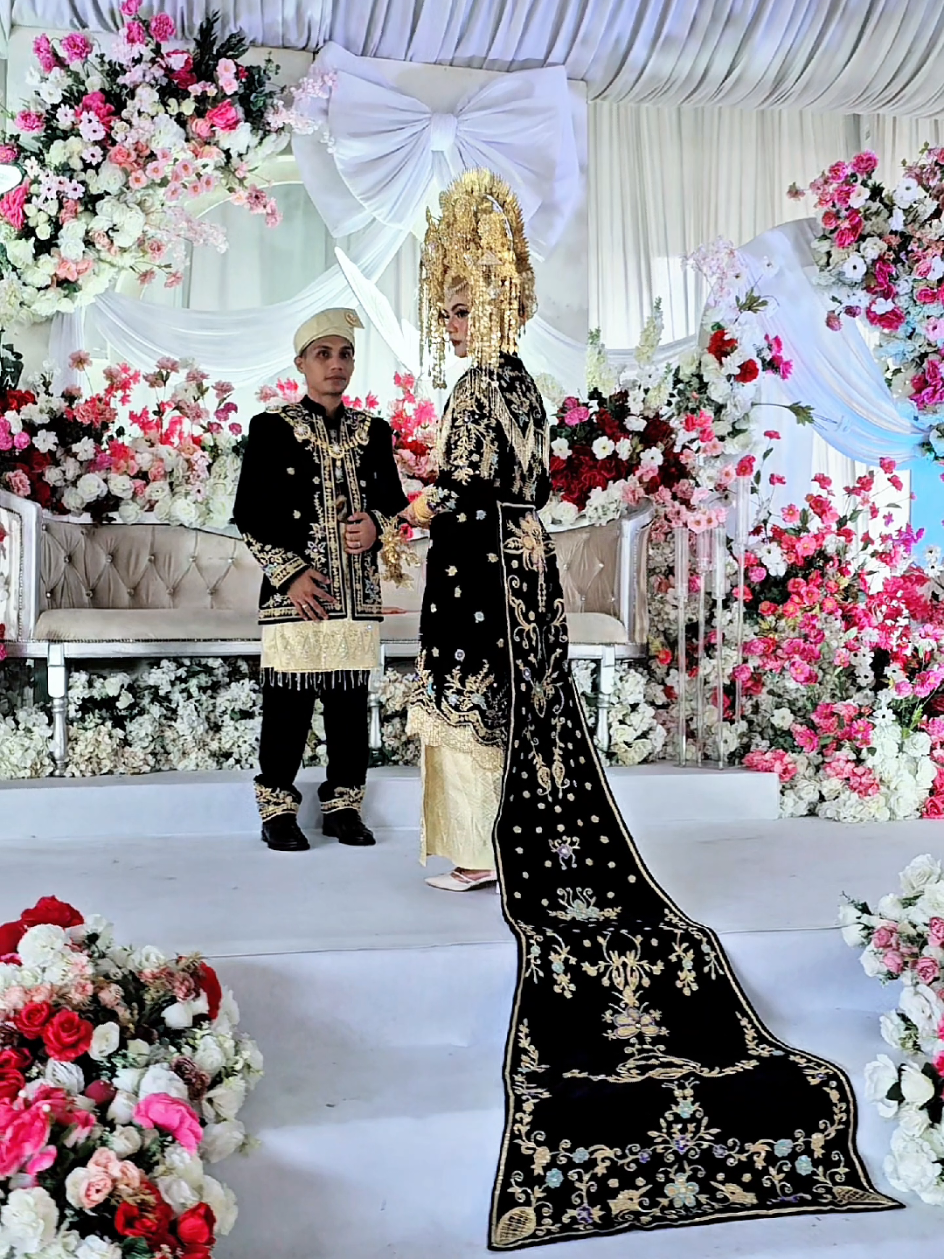 @Bunsi Listriana ๐ฎ๐ฉ๐ฒ๐พ