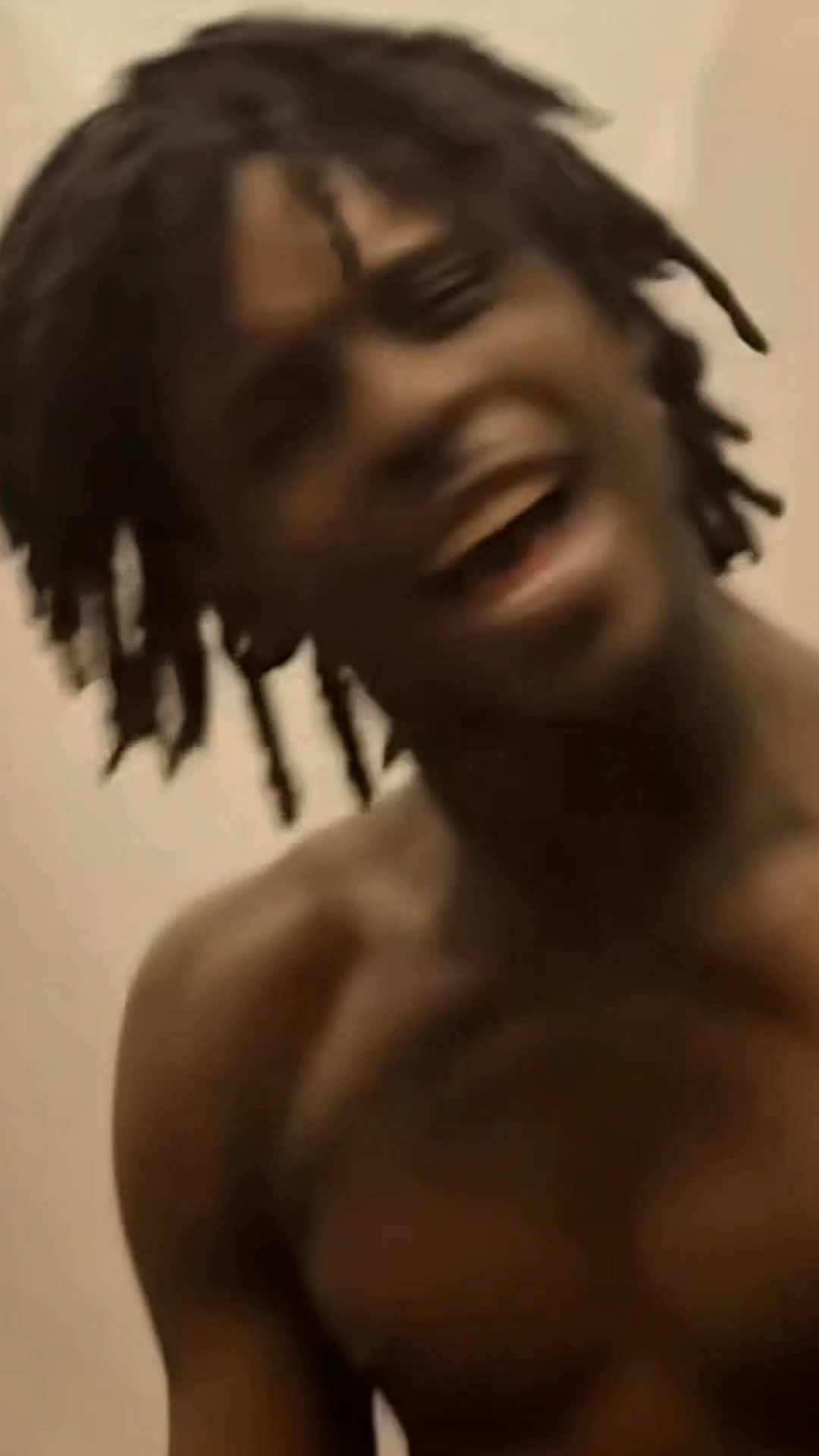 @alexdiianereacts
