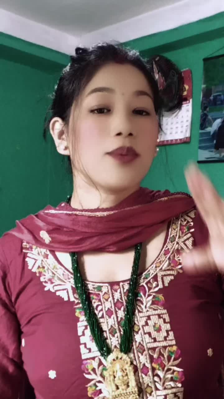 @करिश्मा श्रेष्ठ🇳🇵
