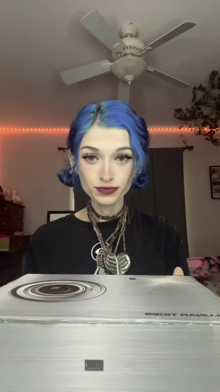 @Quirky_cosplays