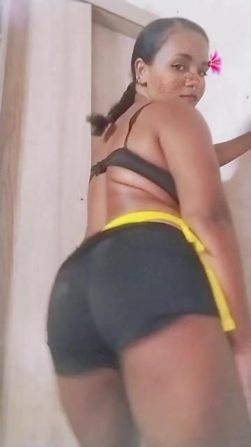 @MamãeTatiiPinheiroOfc