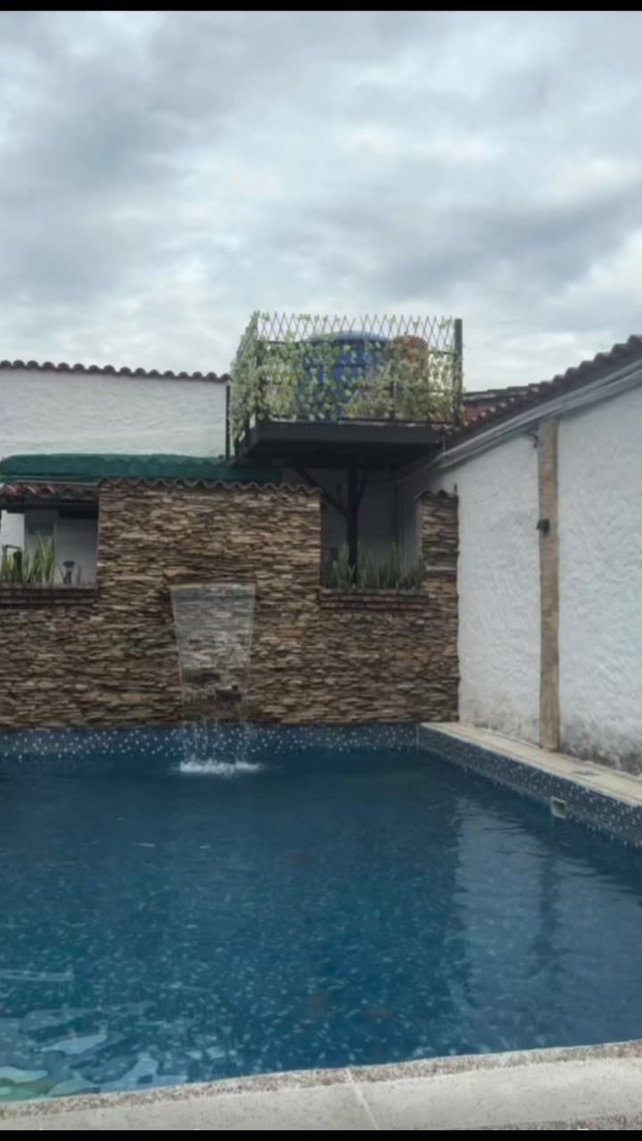 @Mairyrendon