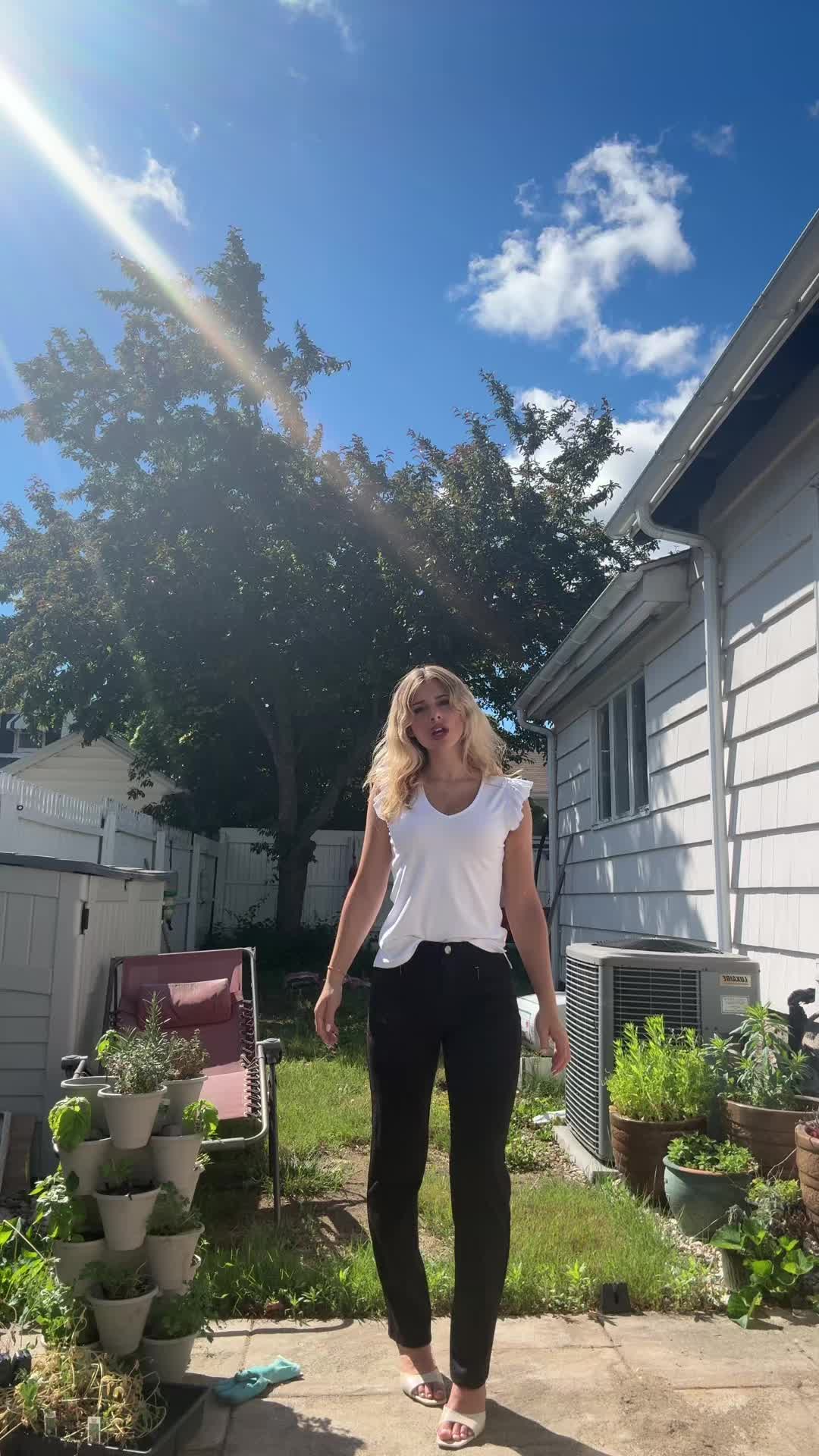 @hi