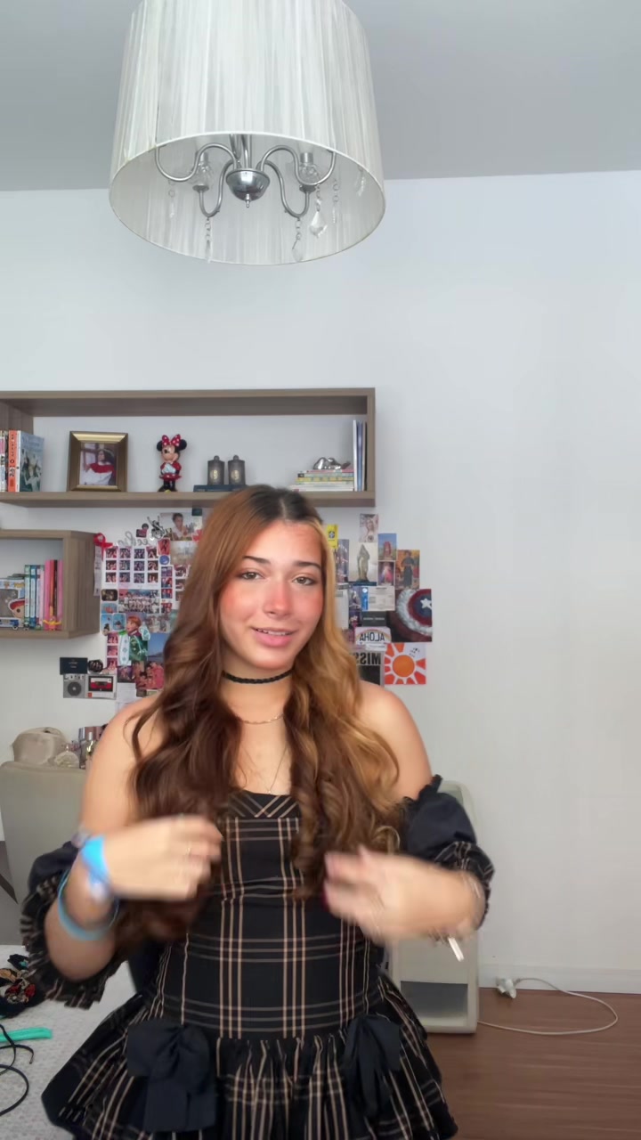 @closemyeyesandfallintoyou