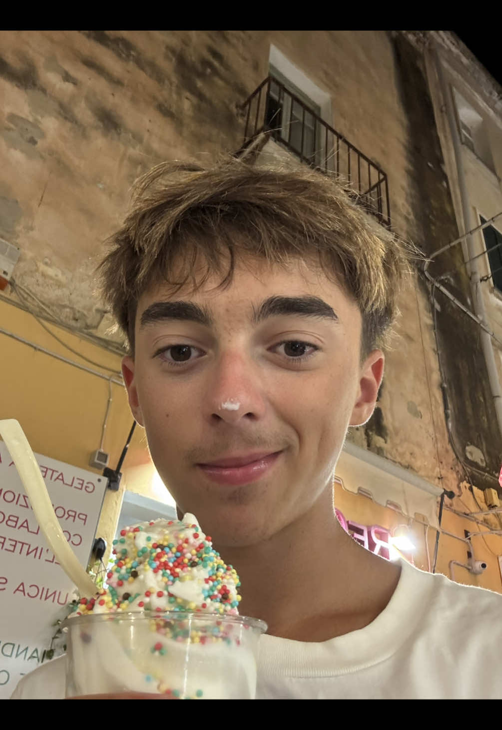 @LEVIVY
