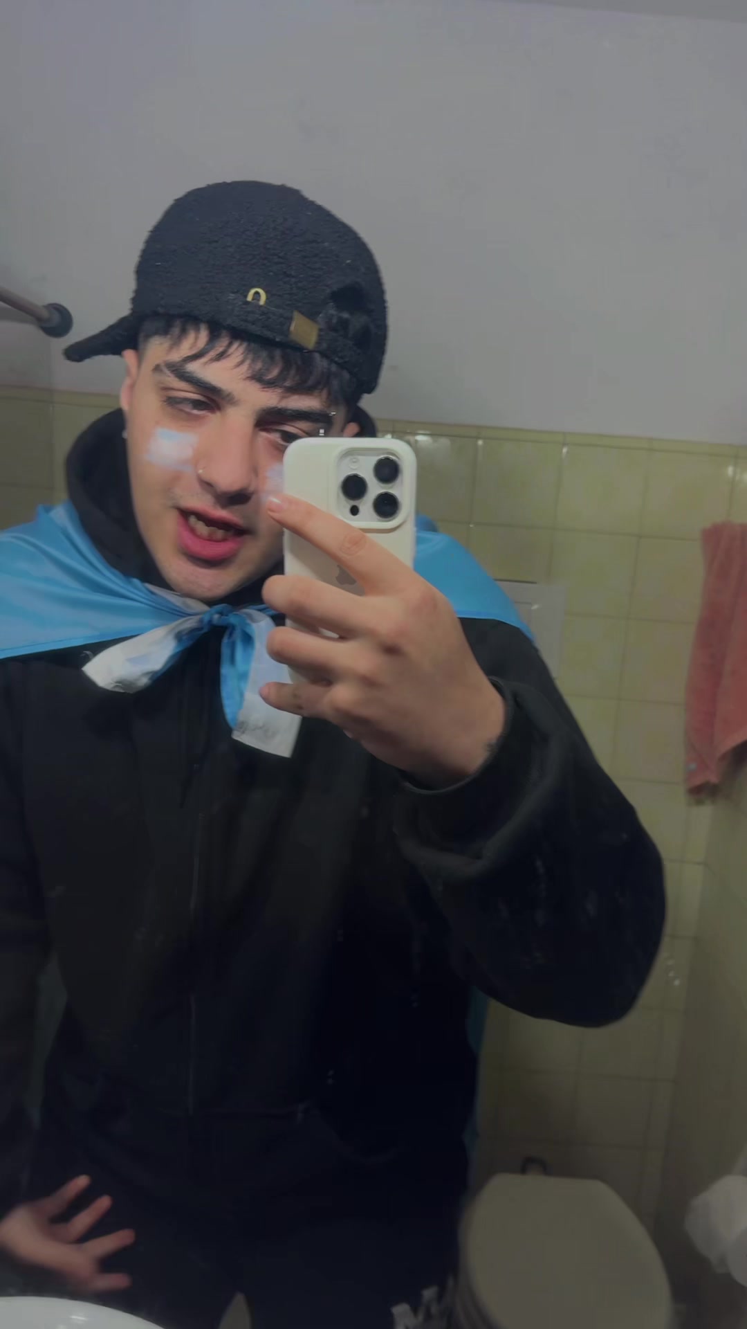 @LazzyOficial