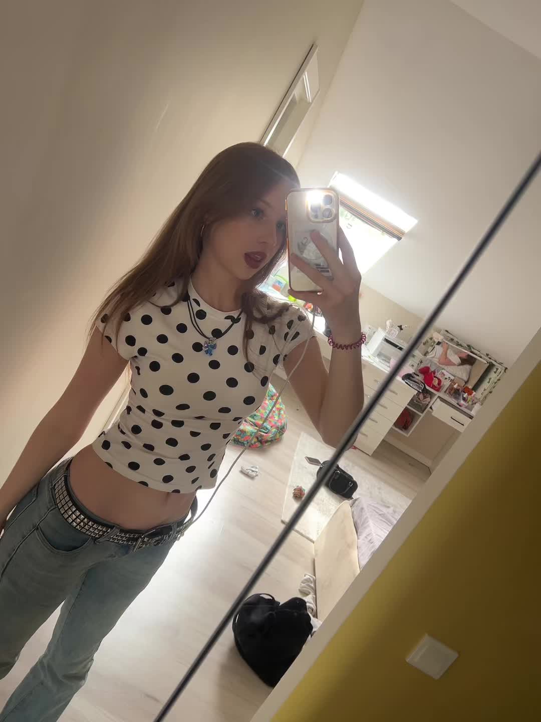 @𝓃𝒾𝓀𝒶𝓉𝒾𝓃𝒦ℒ𝒟