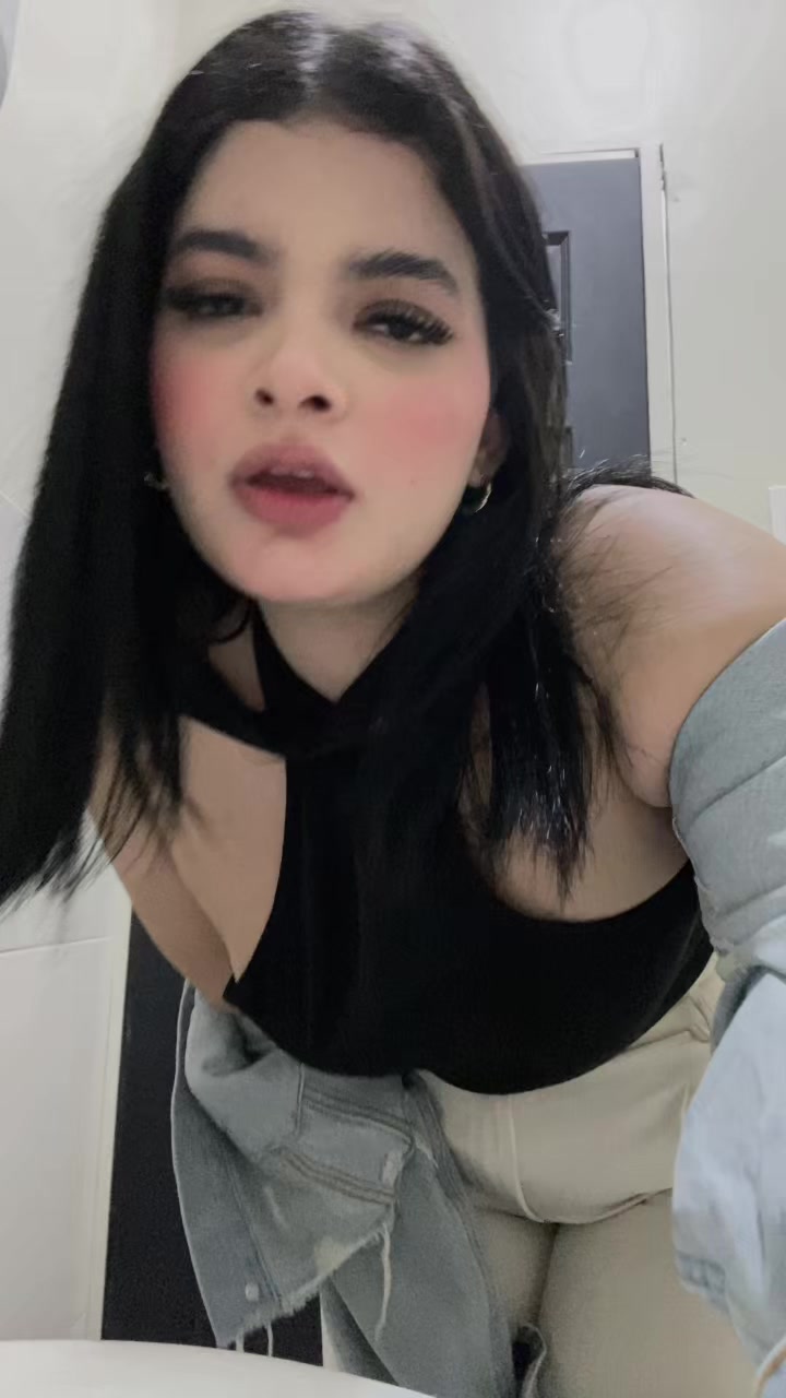 @Dani🍒