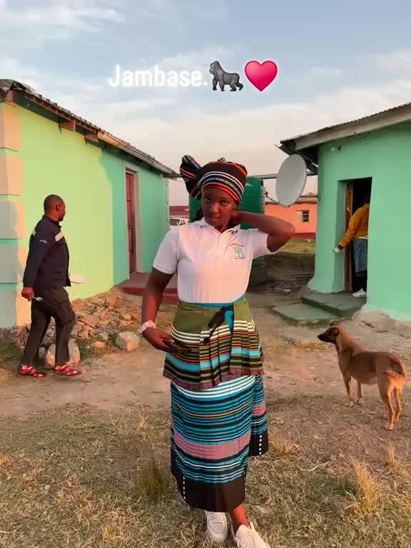 @MaJambase🦍<3