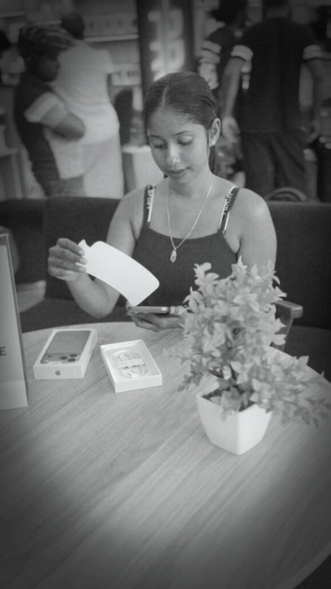 @MOBILE STORE