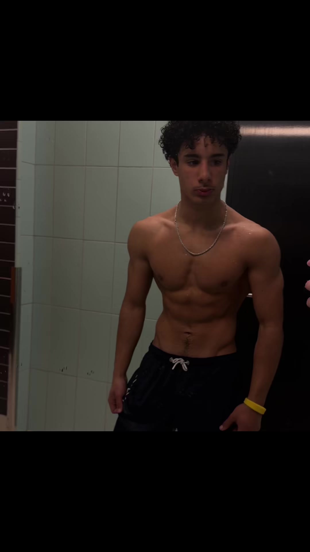 @3𝔃𝔃𝓸