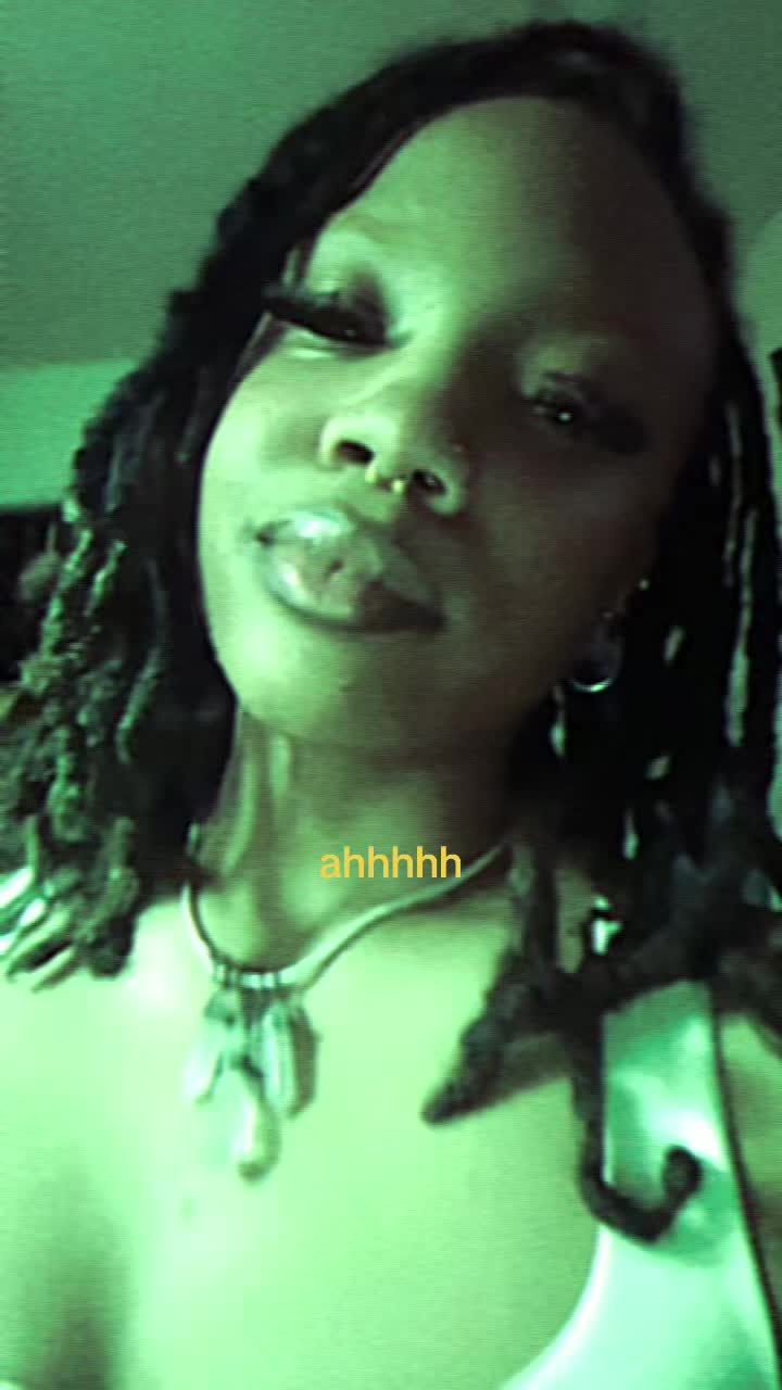 @bobmarley_daughta