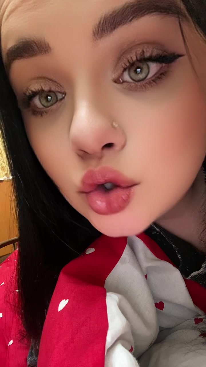 @Annafoxs