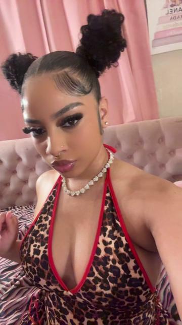 @tyvianaaa