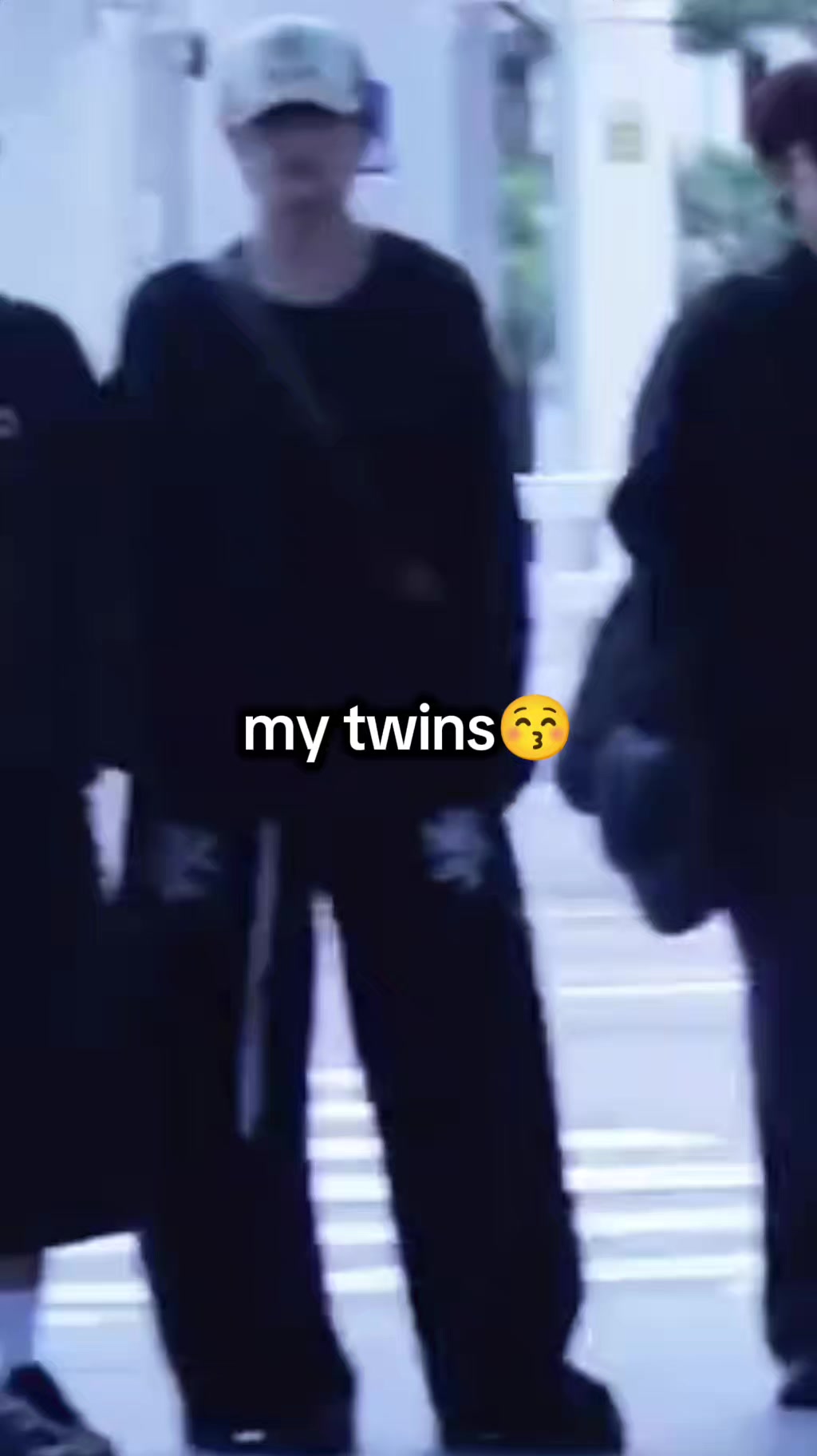 @𝐄𝐧𝐜𝐮𝐧𝐬𝐢𝐧𝐠🐰🐤