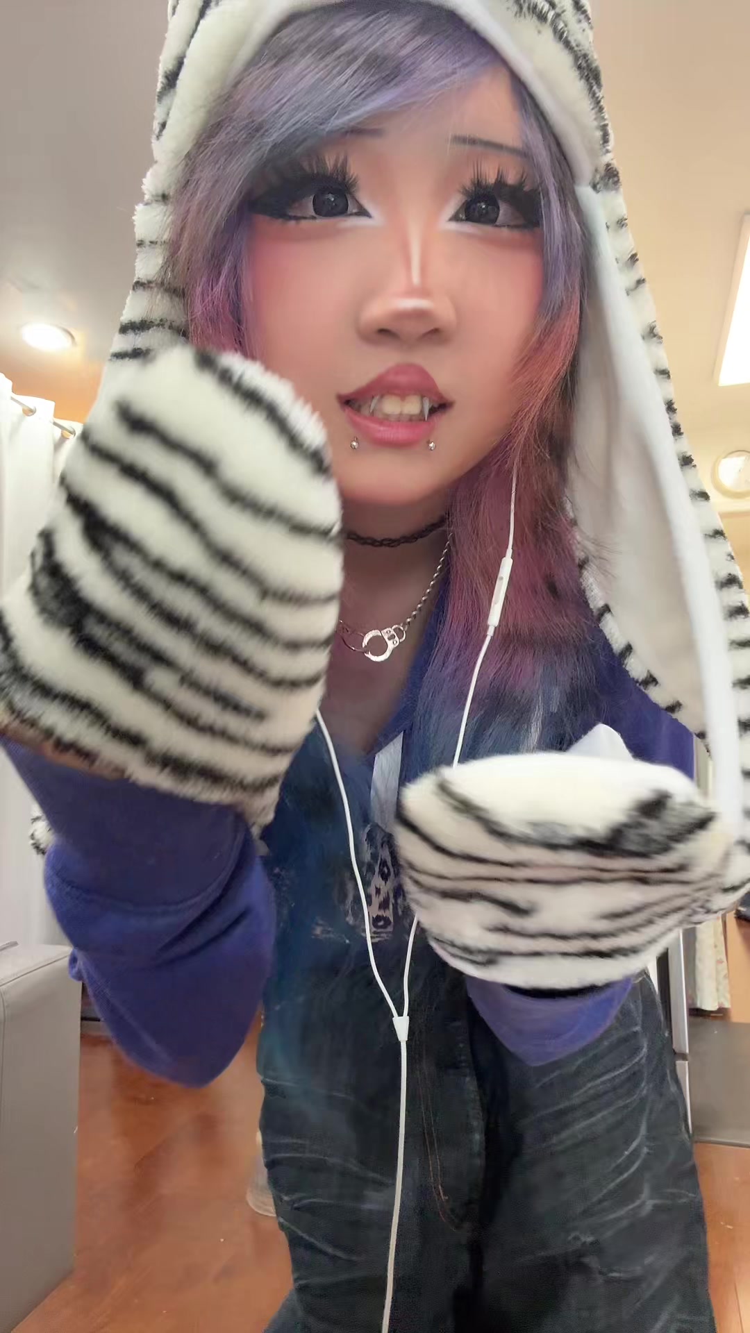 @🧁🦄