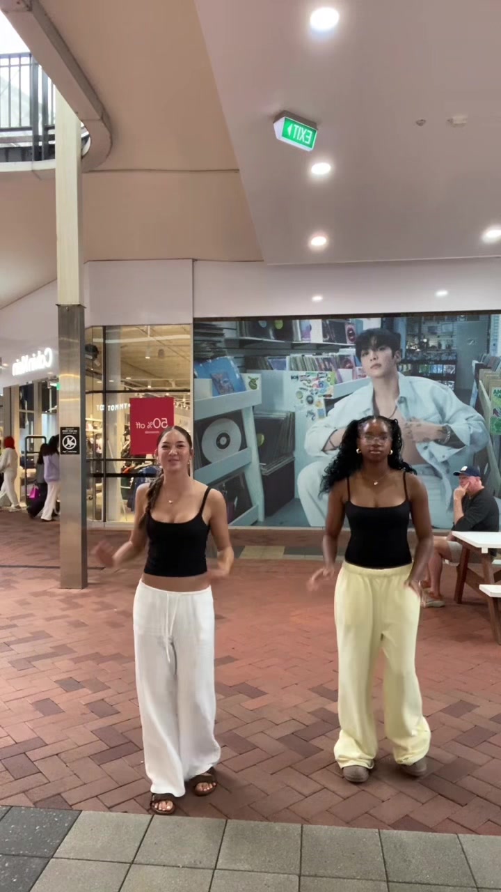 @𝙰𝙽𝙽𝙸𝙴