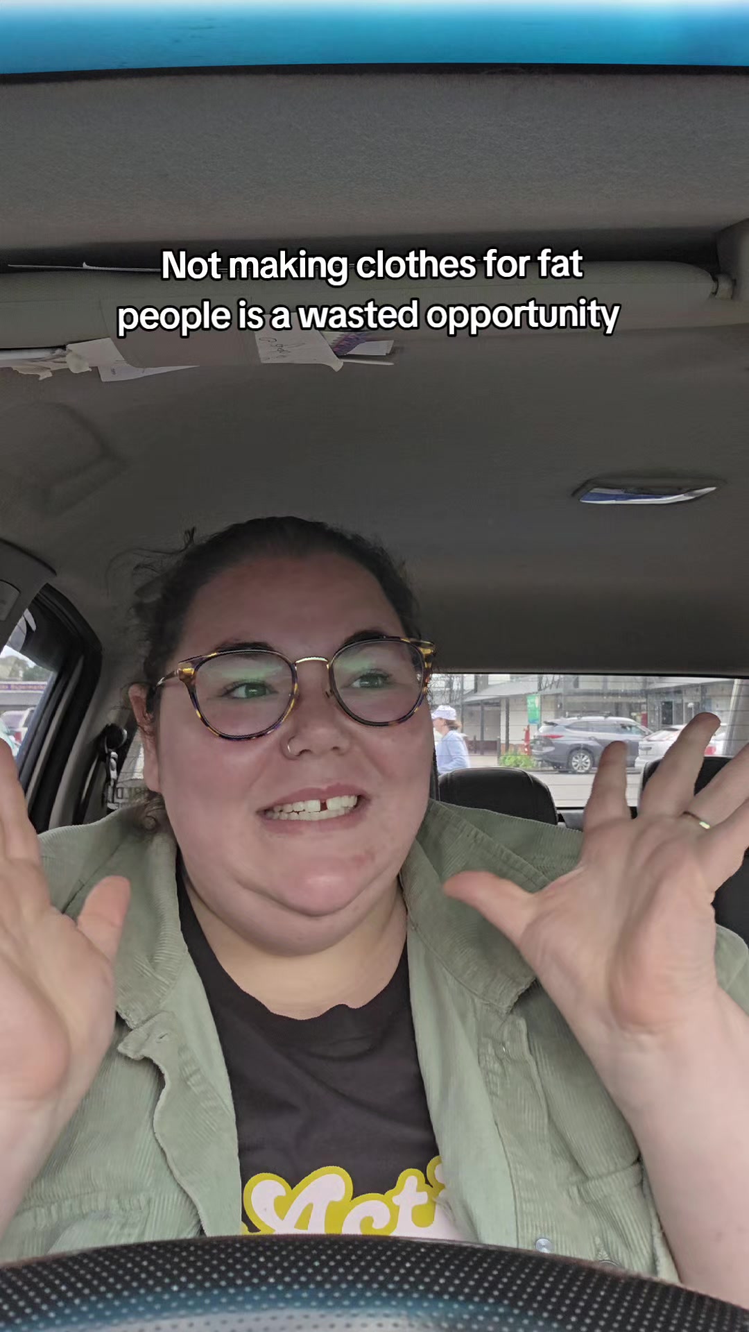 @Dee | Ur Plus Size Bestie 💖✨️