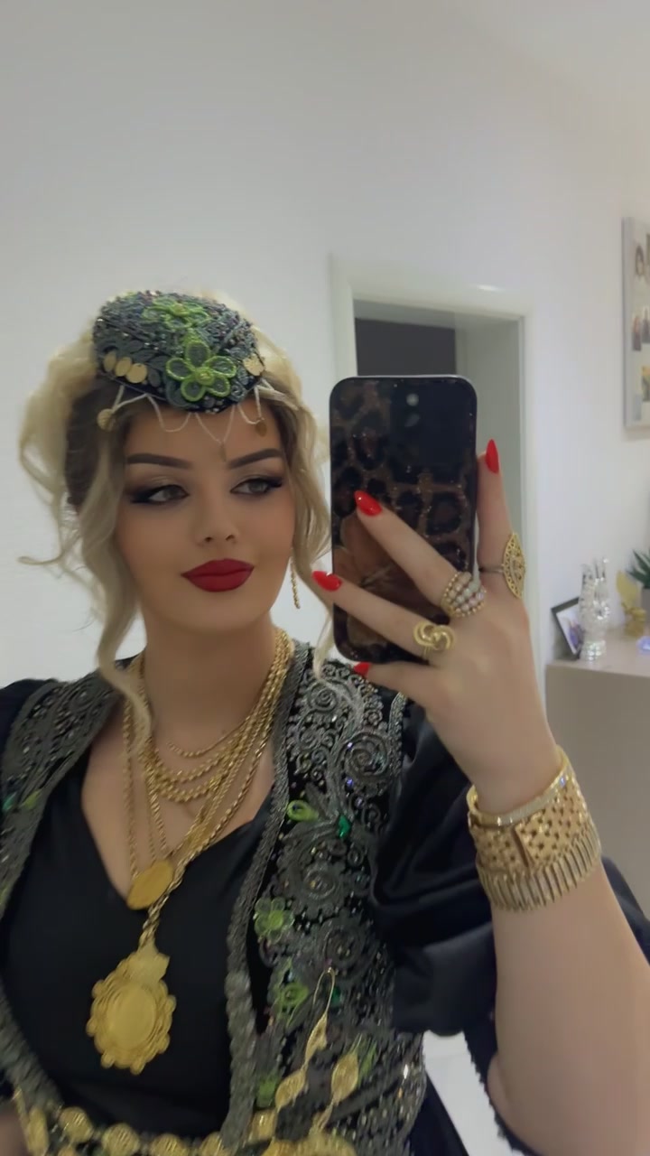 @tinaduraku