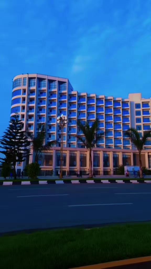 @ኒዛም ፋሽን ዲዛይን