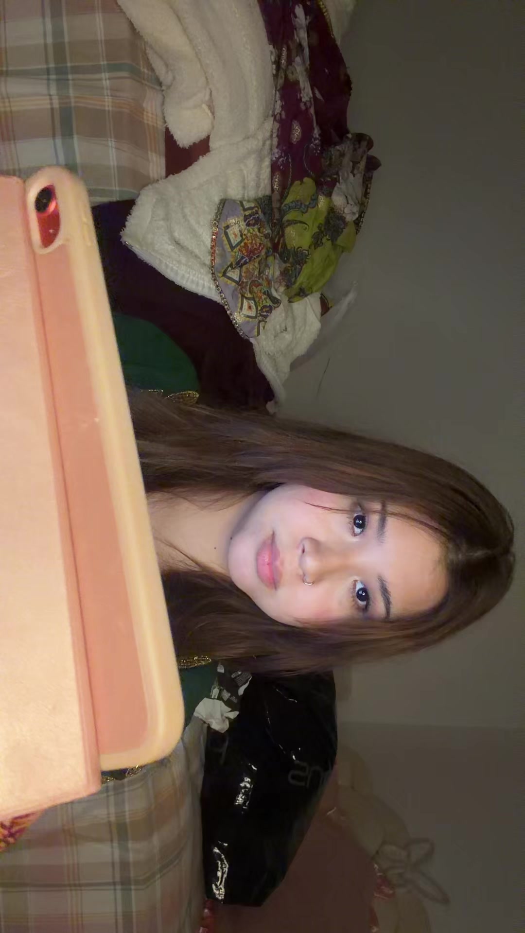 @reveloria