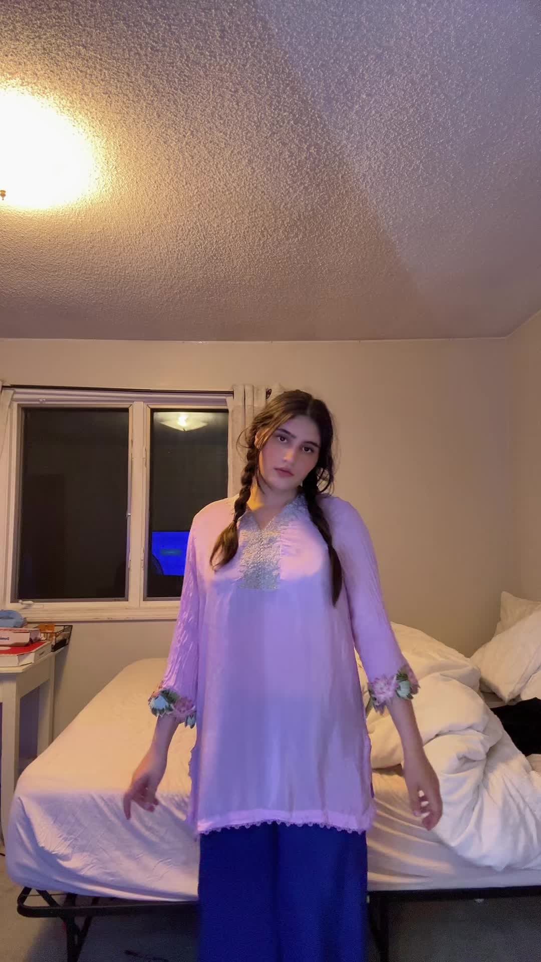 @pakistanikira